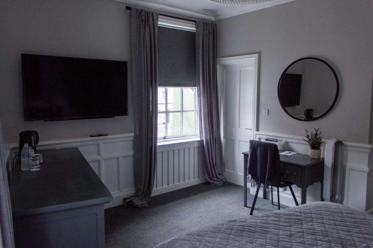 Hotel J.d.young Harleston
